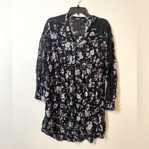 Torrid Long Sleeve Button Down Black Flower Shirt With Lace Size 1 Whimsigoth